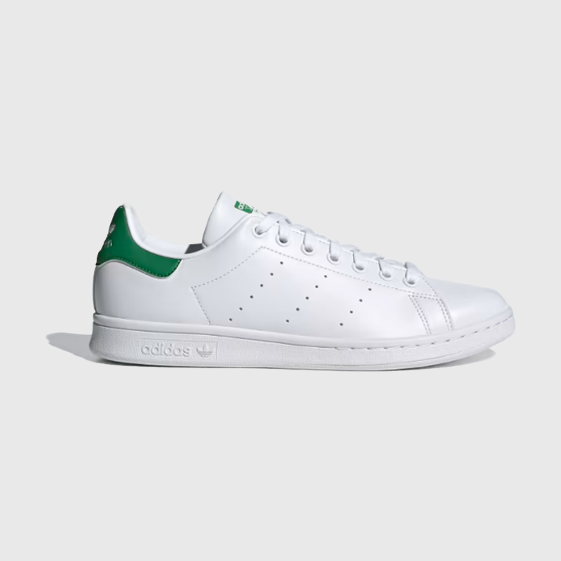 Review Berries - 10 Best White Sneakers That Remain Popular in 2024